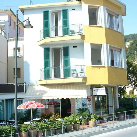 Montecarlo Guest house