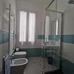 Montecarlo بيت ضيافة 3*
