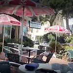 Montecarlo بيت ضيافة